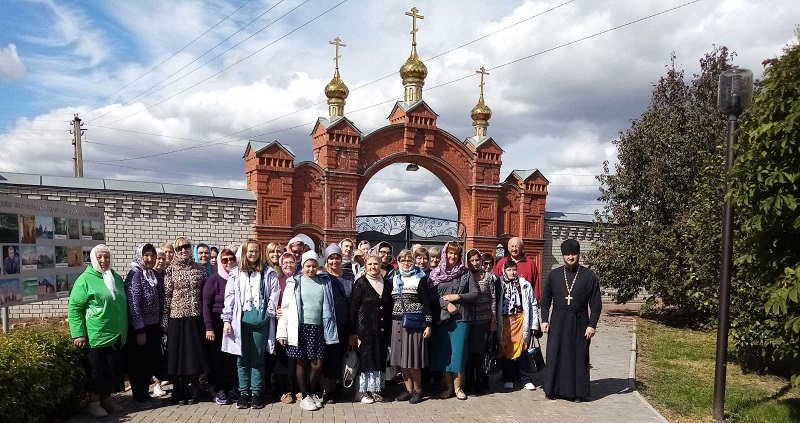 Вифлеемовцы совершили паломническую поездку по монастырям Балаковской епархии