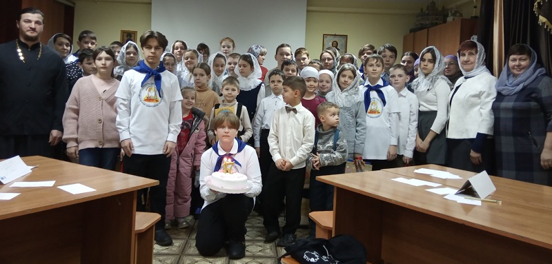 ВОСКРЕСНАЯ ШКОЛА «ВИФЛЕЕМ» ОТМЕТИЛА 17-Й ДЕНЬ РОЖДЕНИЯ