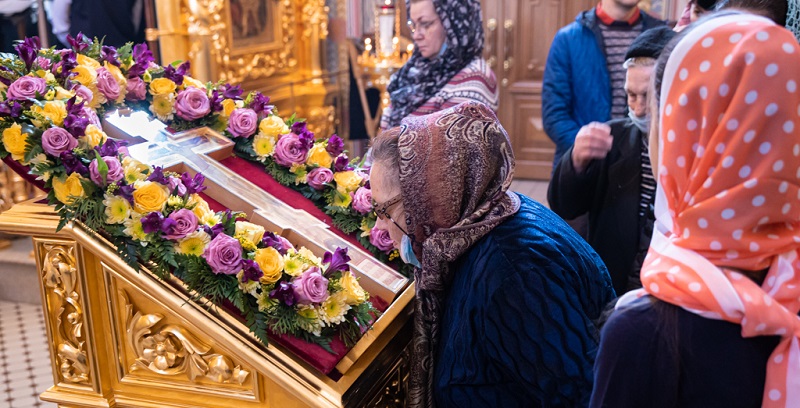 ПРОПОВЕДЬ В НЕДЕЛЮ КРЕСТОПОКЛОННУЮ