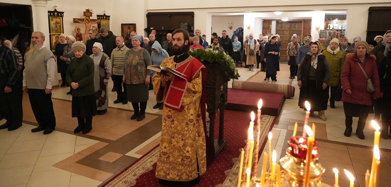 Всенощное бдение в храме Рождества Христова. Архиерейское богослужение