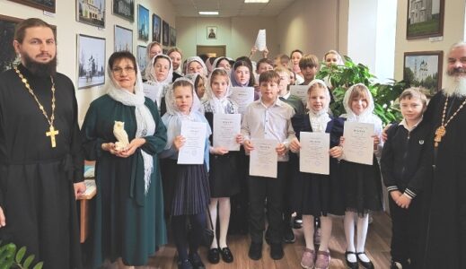 Интеллектуальная игра «Что? Где? Когда?» прошла среди учащихся воскресных школ Балаковской епархии