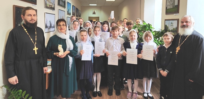 Интеллектуальная игра «Что? Где? Когда?» прошла среди учащихся воскресных школ Балаковской епархии