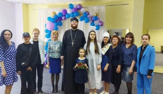 Волонтерское общество «БлагоДарю 64» приняло участие в празднике в Центре «Шанс»