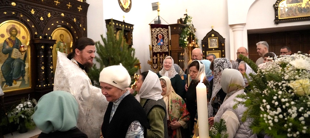 Божественная литургия в праздник Рождества Христова