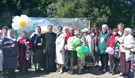 Продолжается акция «Белый цветок» — символ милосердия и надежды