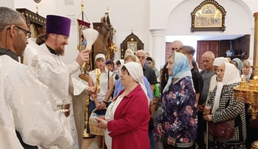 Божественная литургия в день Преображения Господня в храме Рождества Христова