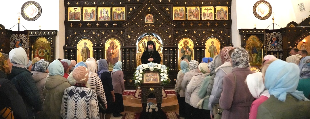 Всенощное бдение в канун Покрова Пресвятой Богородицы в храме Рождества Христова. Архиерейское богослужение