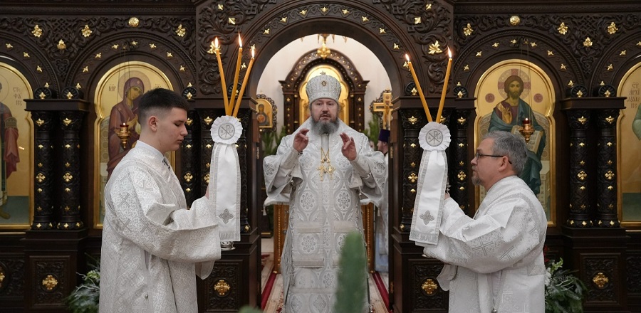 Епископ Варфоломей совершил Божественную Литургию в храме Рождества Христова г. Балаково