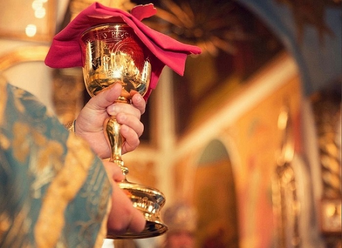 О причастии на Святках