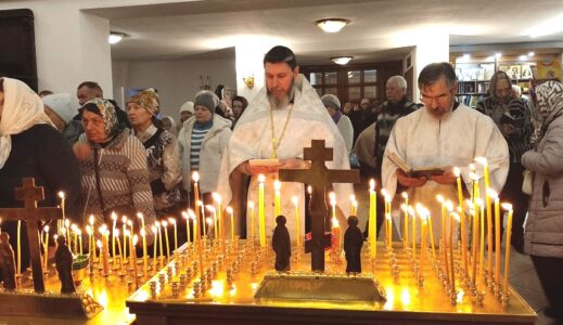 Божественная литургия во Вселенскую родительскую (мясопустную) субботу в храме Рождества Христова
