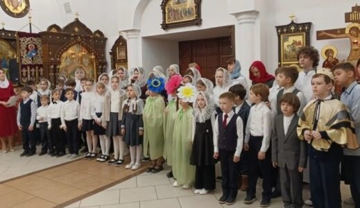 Праздничный Пасхальный концерт в день жен-мироносиц прошел в храме Рождества Христова