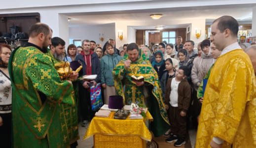 Божественная литургия в день Входа Господня в Иерусалим в храме Рождества Христова