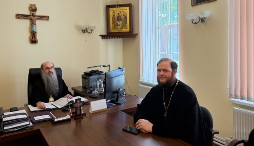 Владыка Иннокентий встретился с руководителем отдела по делам молодежи Балаковской епархии