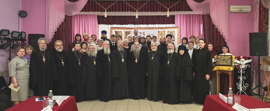 В Пугачеве прошел круглый стол в память 125-летия образования Николаевского викариатства