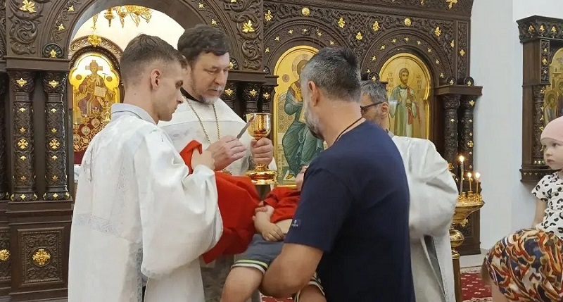 Божественная литургия в Неделю 7-ю по Пасхе, святых 318 богоносных отцов I Вселенского Собора, в храме Рождества Христова